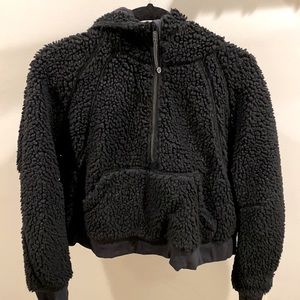 Lululemon cropped Sherpa hoodie